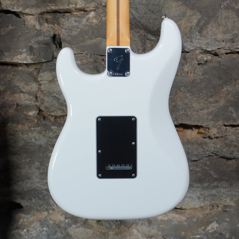 Fender Player II Stratocaster Polar White Maple Fretboard