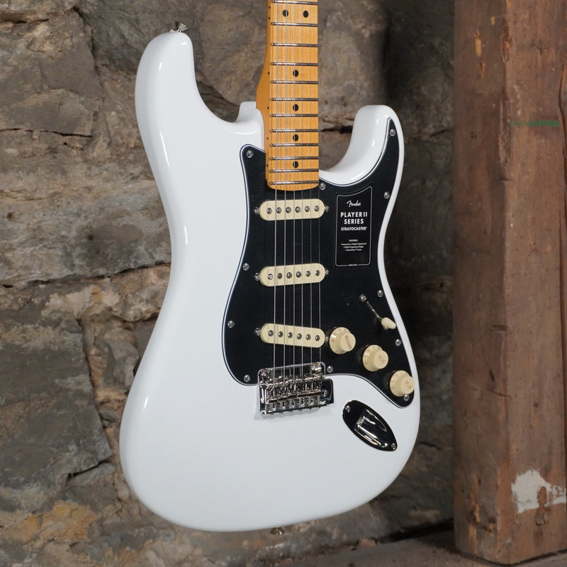 Fender Player II Stratocaster Polar White Maple Fretboard