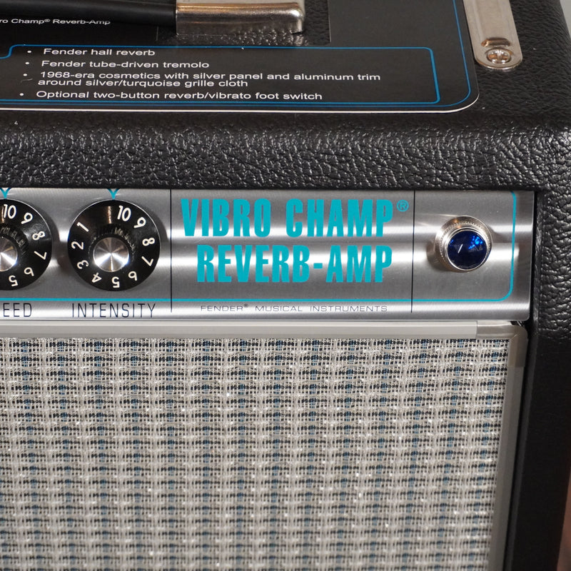 Fender ‘68 Custom Vibro Champ Reverb Guitar Amplifier