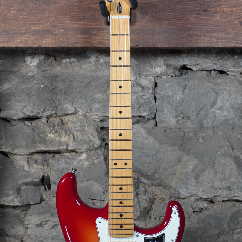 Fender Player II Stratocaster HSS Rosewood Fingerboard Aged Cherry Burst