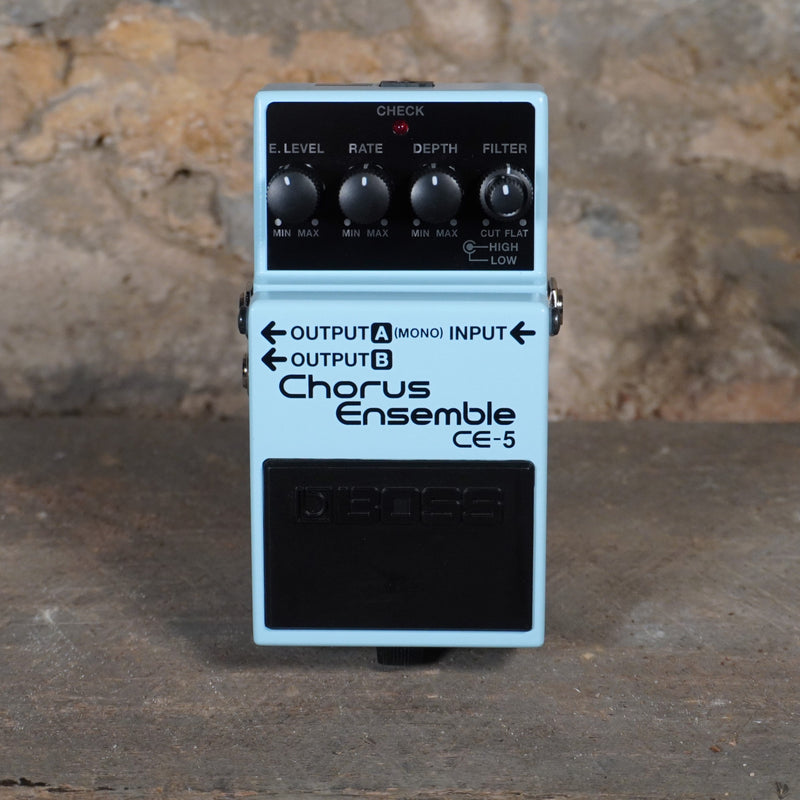 Boss Chorus Ensemble Guitar Pedal CE-5